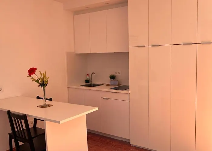 Funchal * Los Cristianos (Tenerife)